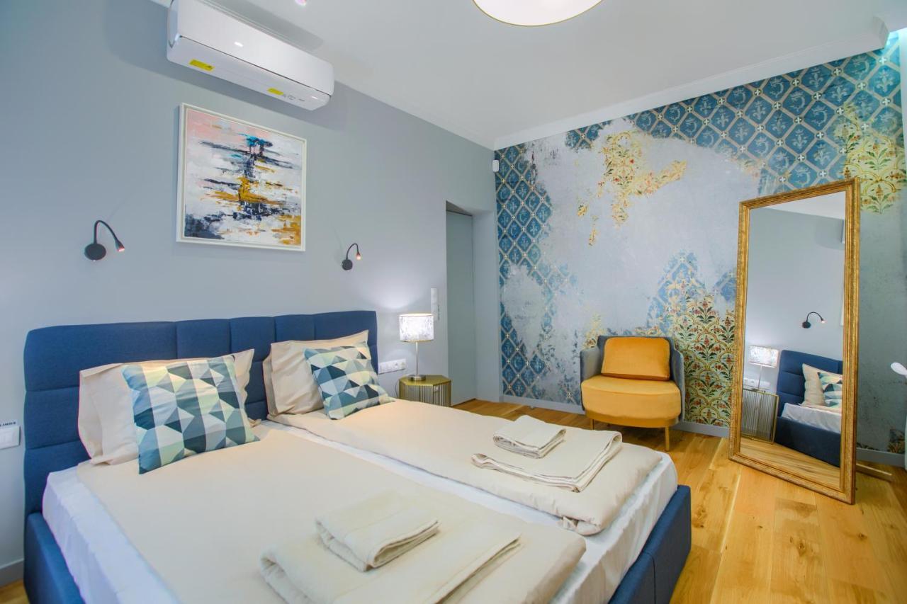 Premium Apartments Lovely 2Bd Near The Parliament ソフィア エクステリア 写真